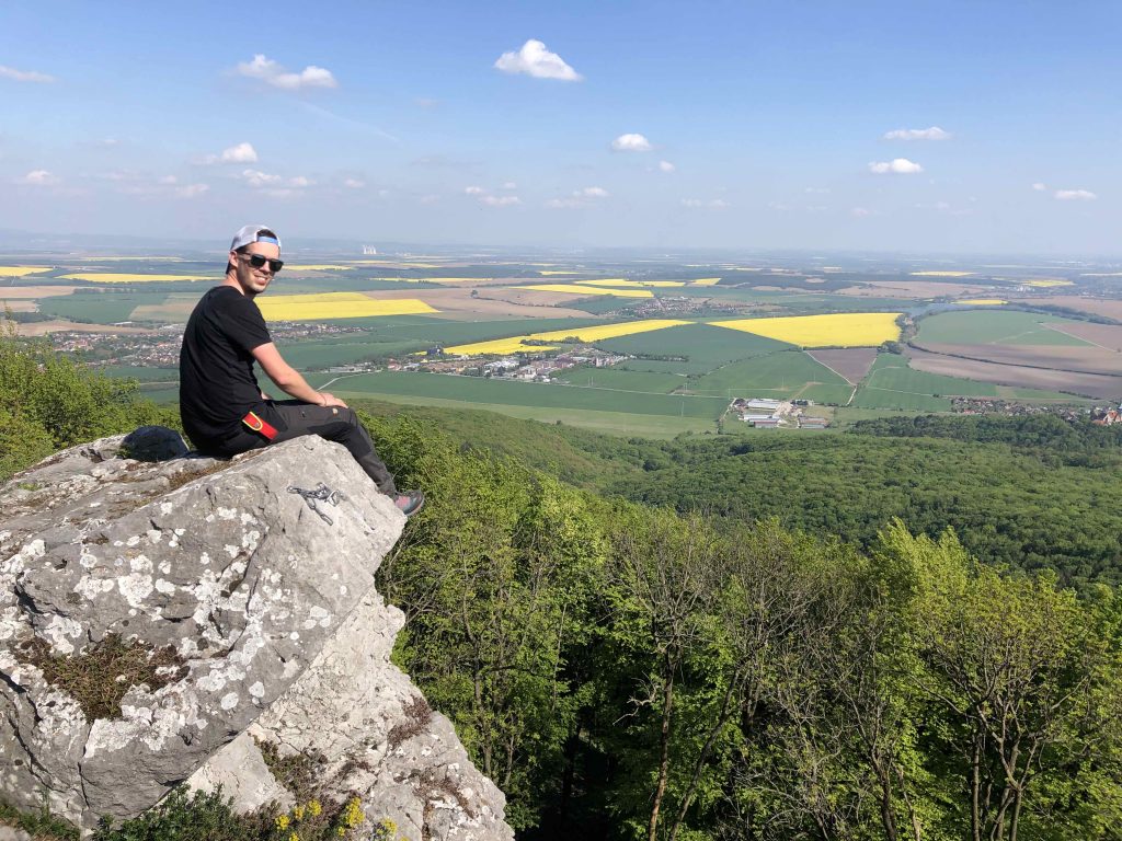 Vyhľad z Havranej Skaly, o ktorú si môžete túru predĺžiť